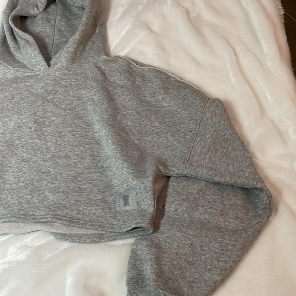 Savage X Fenty Cropped Hoodie - Picture 2 of 6